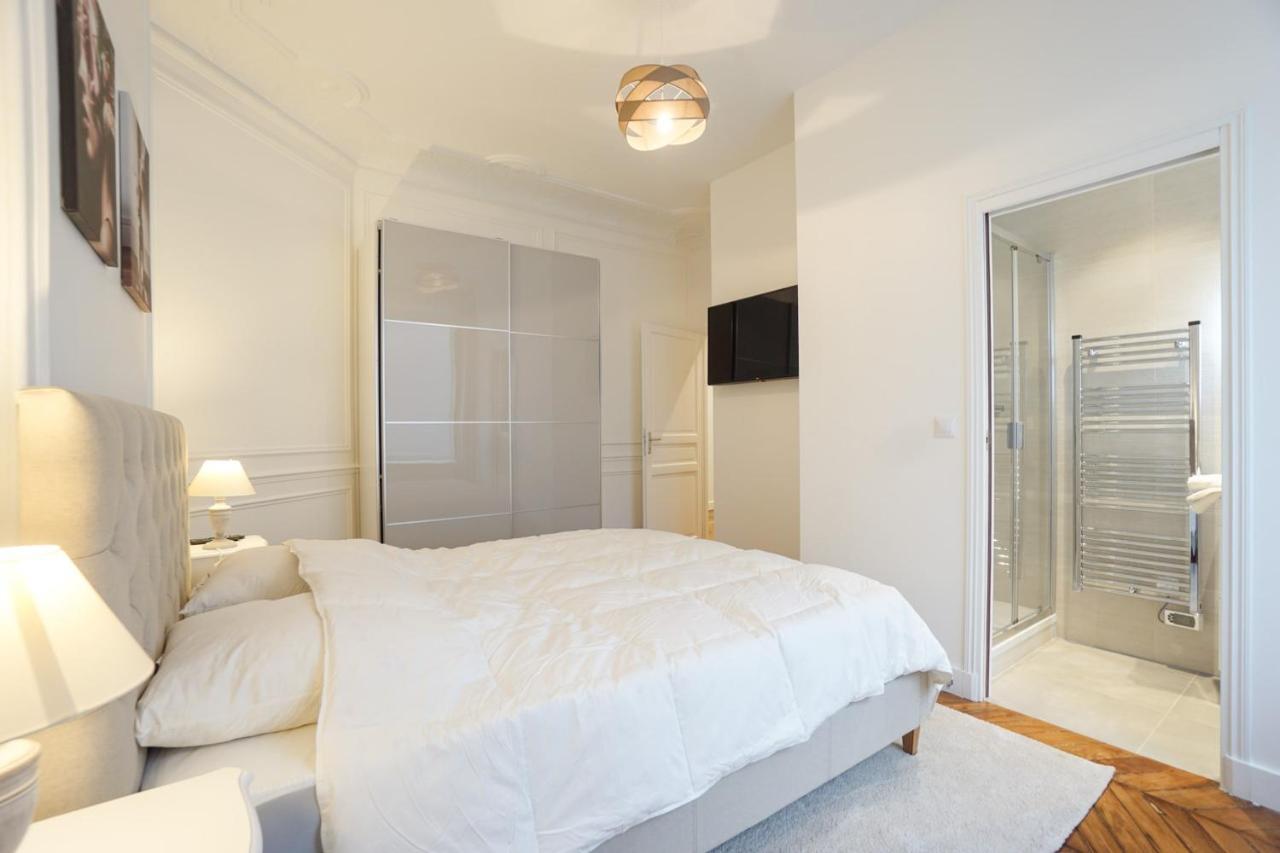Modern Duplex Close To The Eiffel Tower Paris Exteriör bild